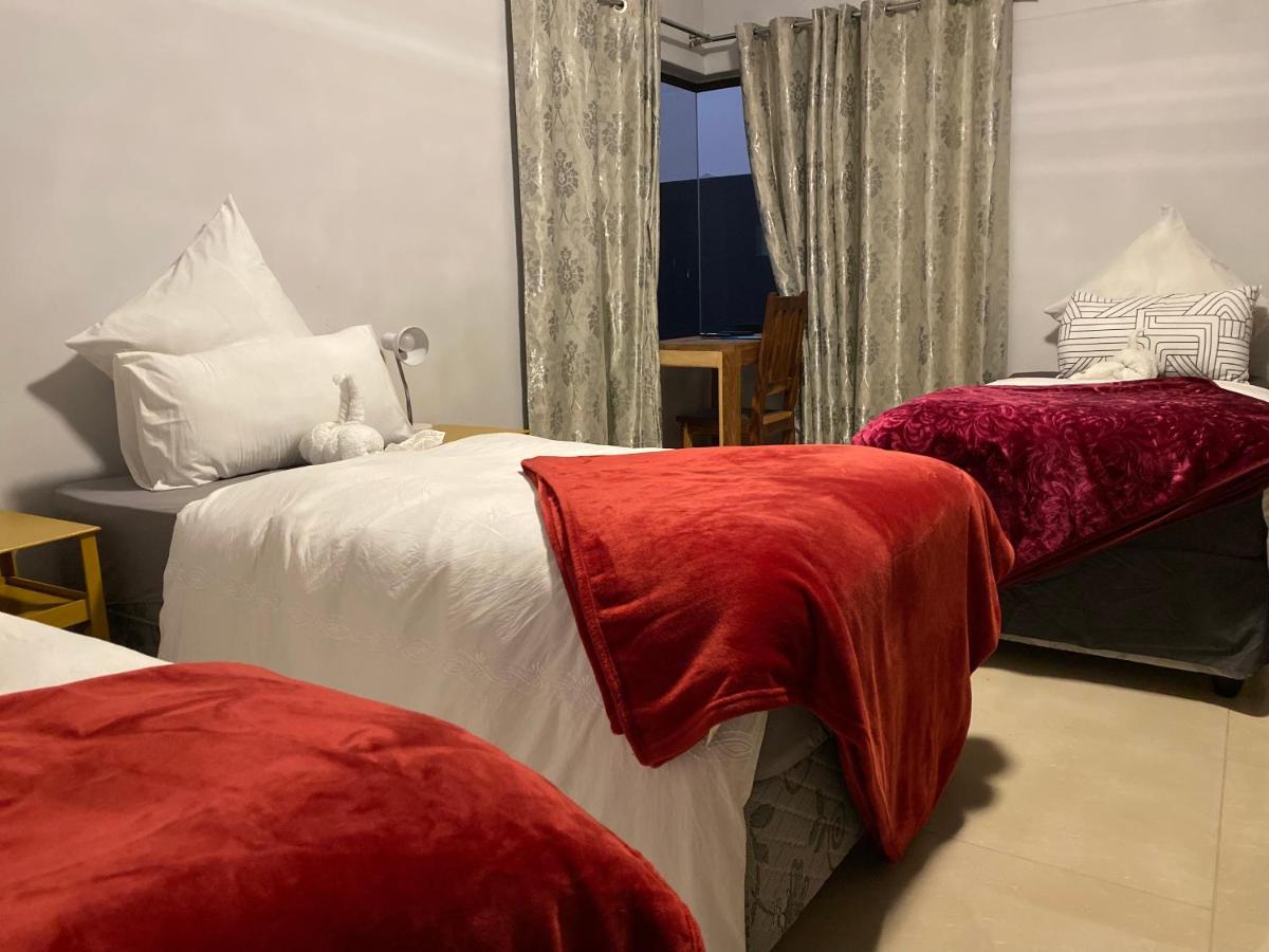 Mukulela Bed and Breakfast Walvis Bay Exterior foto